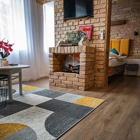 Czocha Apartment *